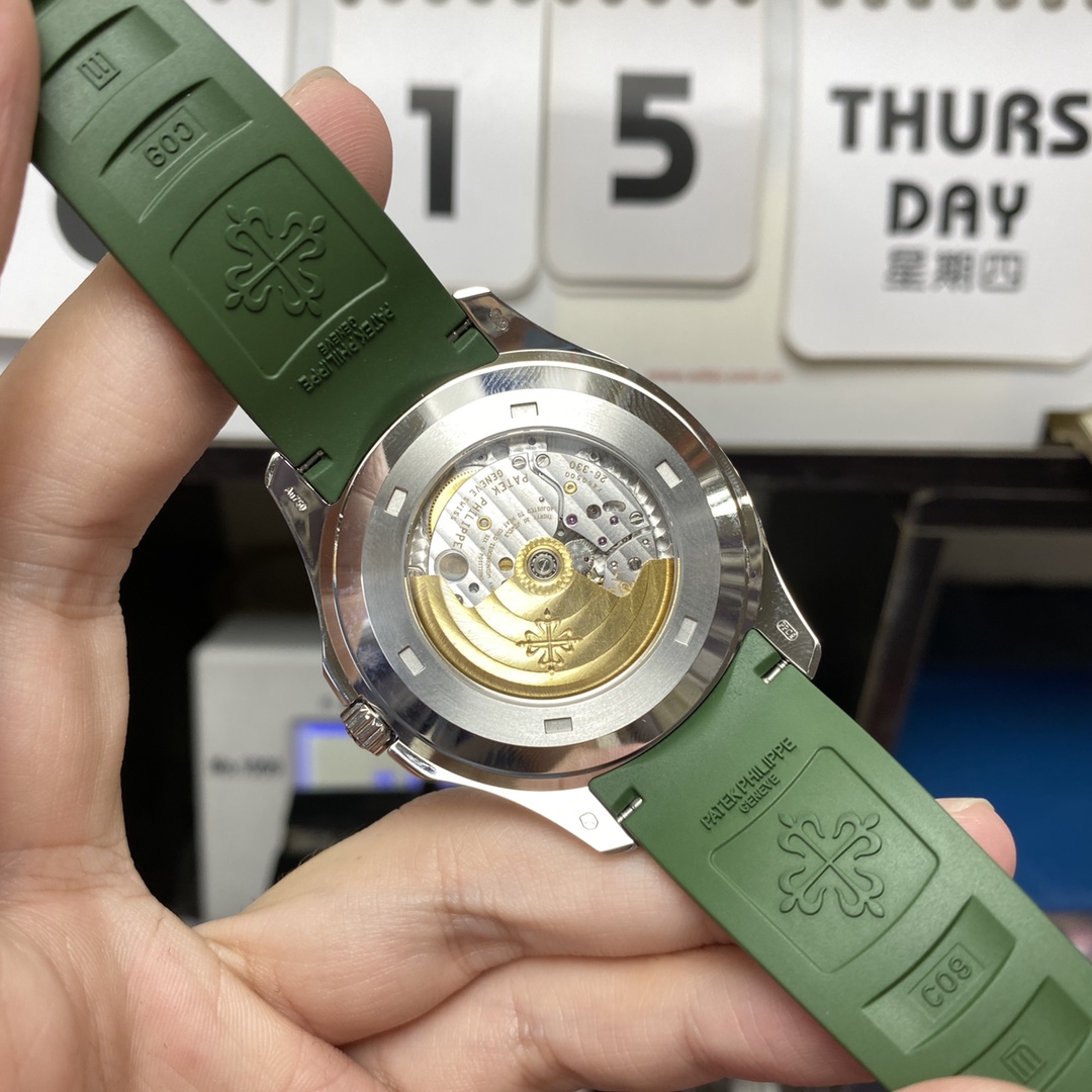 Patek Philippe Aquanaut Series 5168G-010, Green Dial Green Rubber Strap, 42.2mm Size.