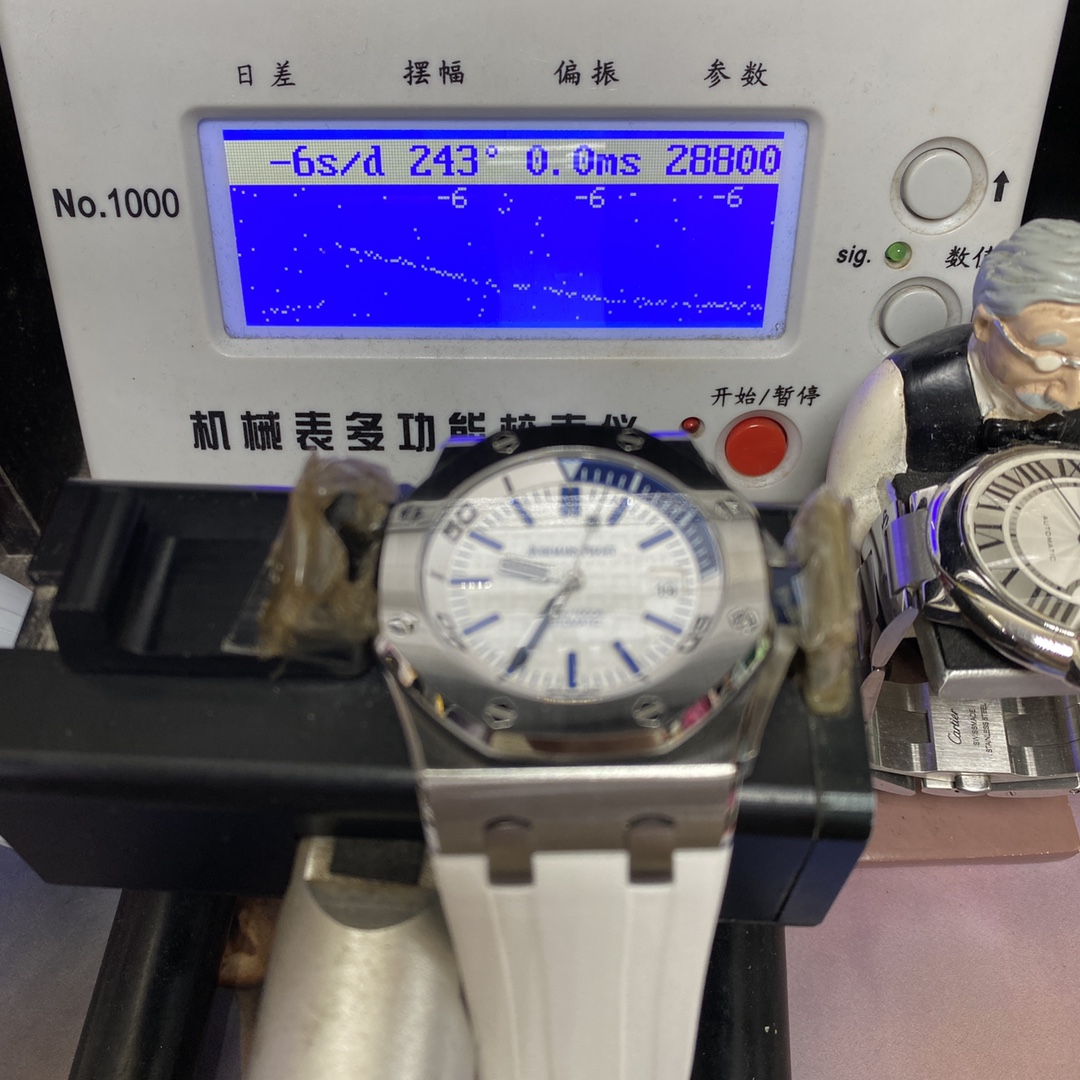 Audemars Piguet Royal Oak Offshore Series 15710ST.OO.A010CA.01, White Dial White Rubber Strap, 42mm size.