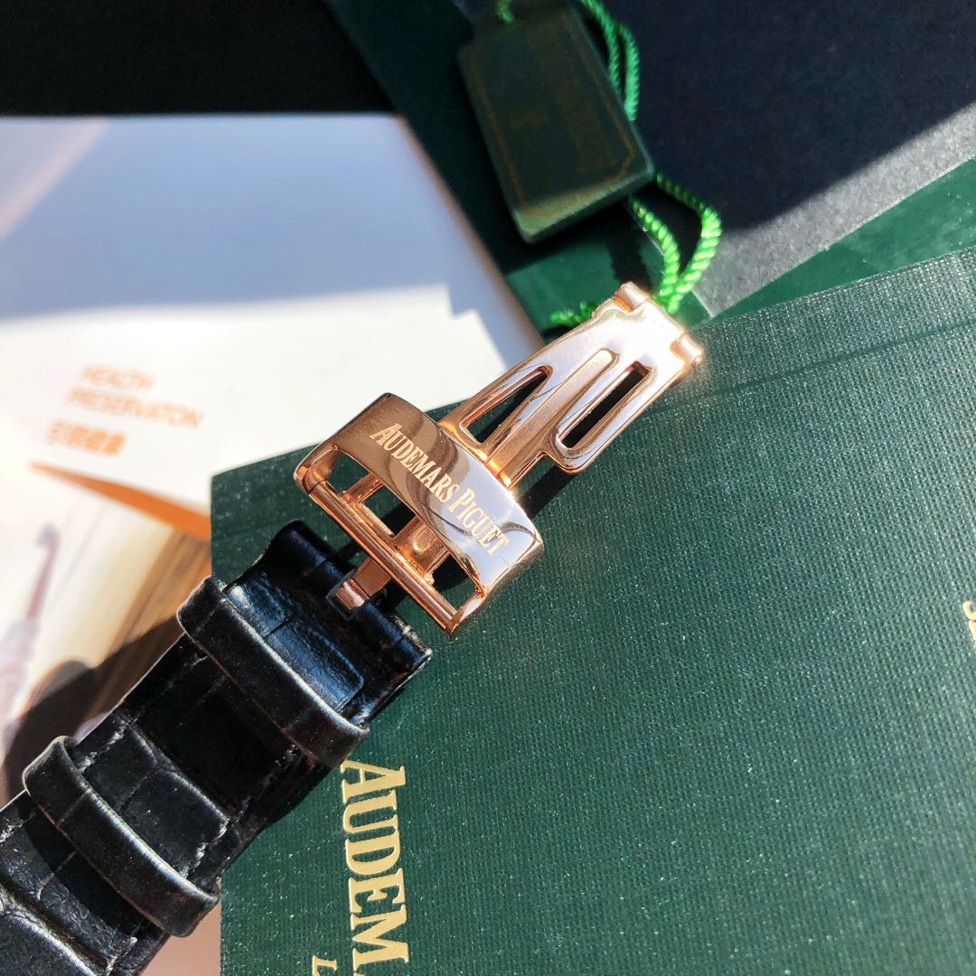 Audemars Piguet Royal Oak Series 15510OR.OO.D315CR.02, Blue Dial, 41mm size.