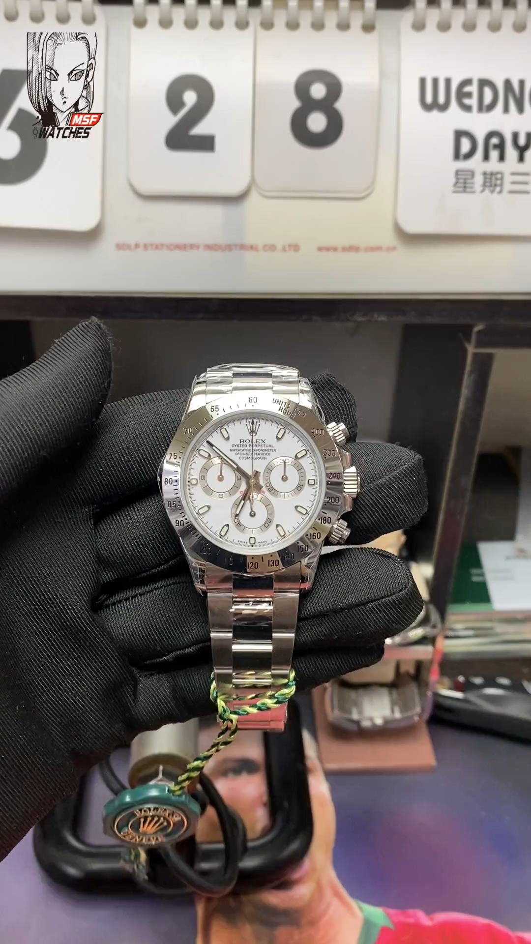 Rolex Cosmograph Daytona Series with white dial 904L steel Bezel, 40 mm size.