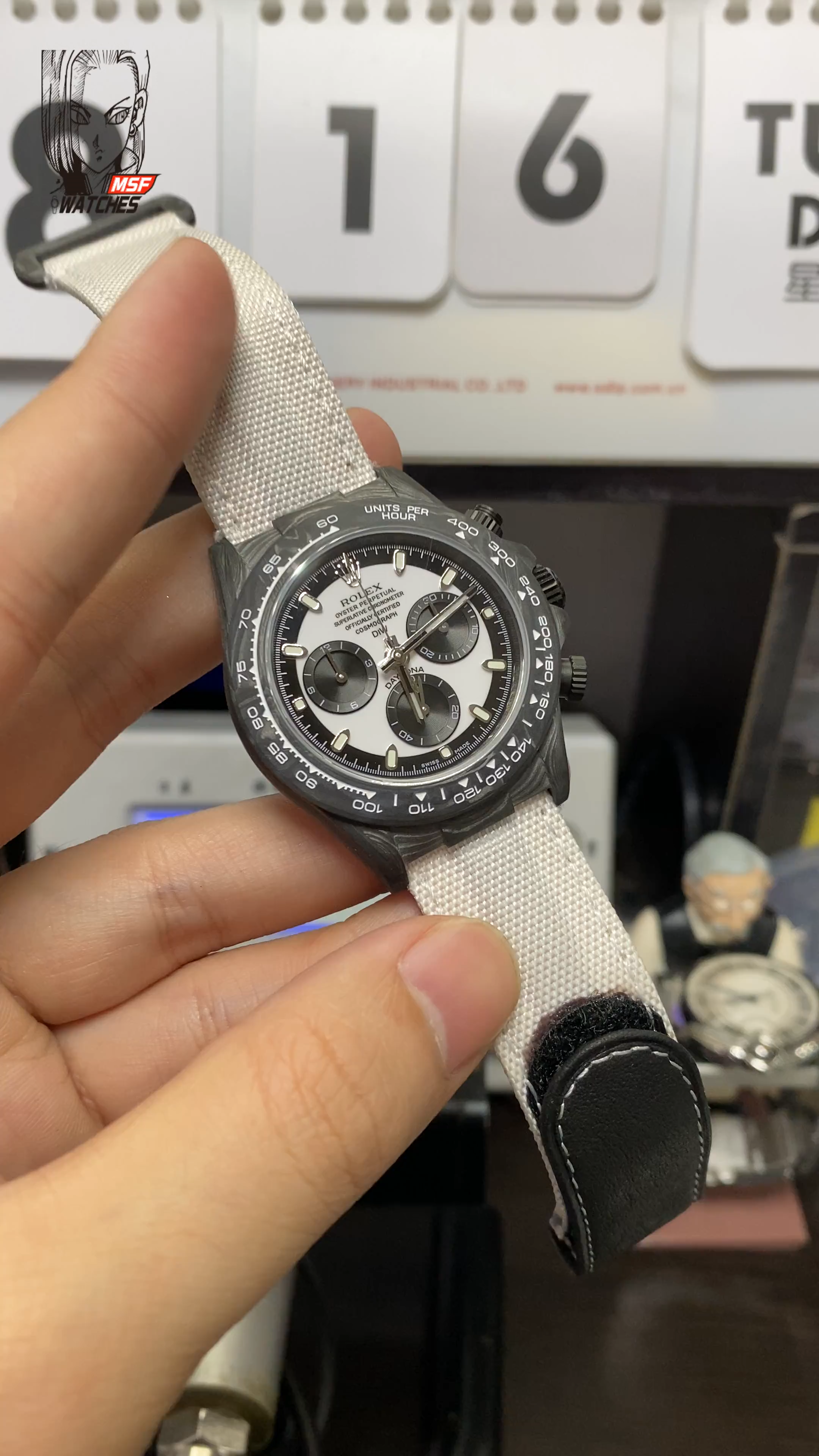 Rolex Cosmograph Daytona Series DIW MODIFY Carbon fiber CASE WHITE DIAL, 40mm size.