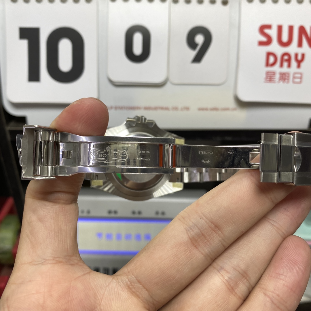 Rolex GMT-Master II series m126710blnr-0002, Steel Bracelet Black and Blue Ceramic Bezel Black Dial Blue Hands, 40mm size.