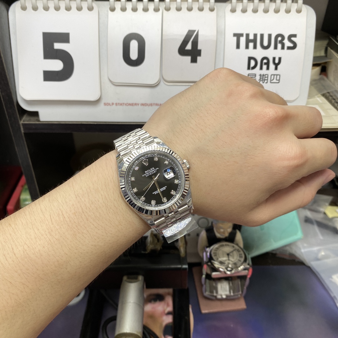 Rolex Datejust series m126334-0012, Black Dial Diamond Markers, 41mm size.