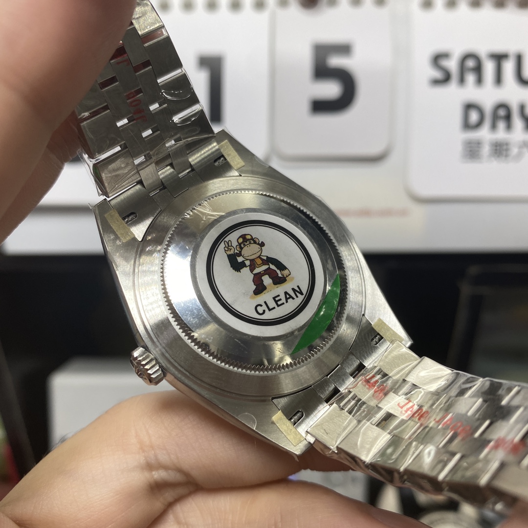 Rolex Datejust Series m126334-0002, Classic Blue Dial Fluted Bezel, 41mm Size.