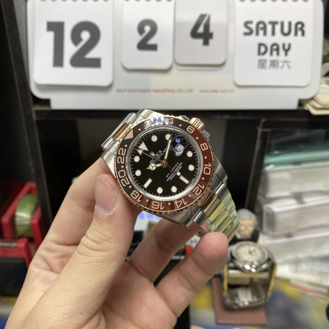 Rolex GMT-Master II Series m126711chnr-0002, Sand Dial Rose Gold Case, 40mm Size.