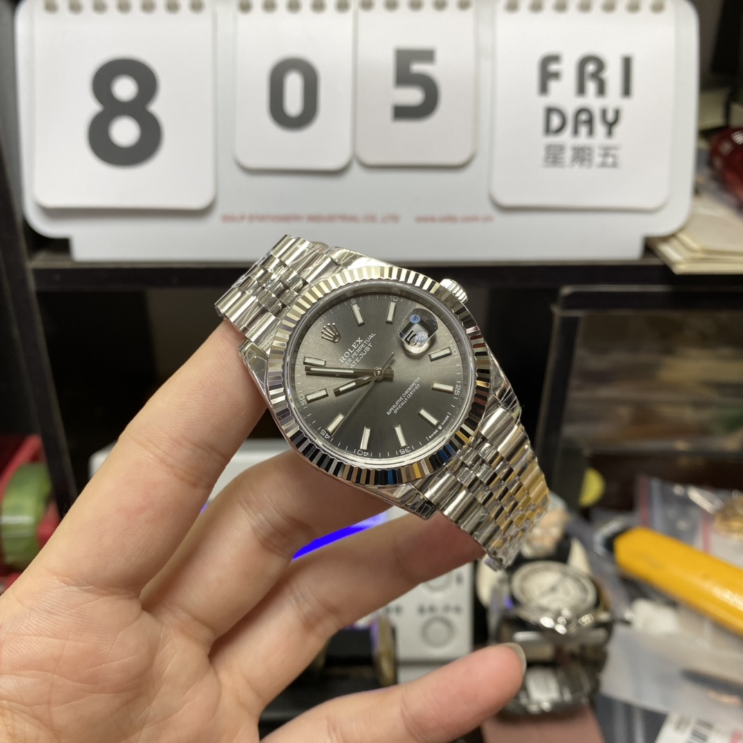 Rolex Datejust Series m126334-0014, Grey Dial, 41mm size, Jubilee stainless steel bracelet.