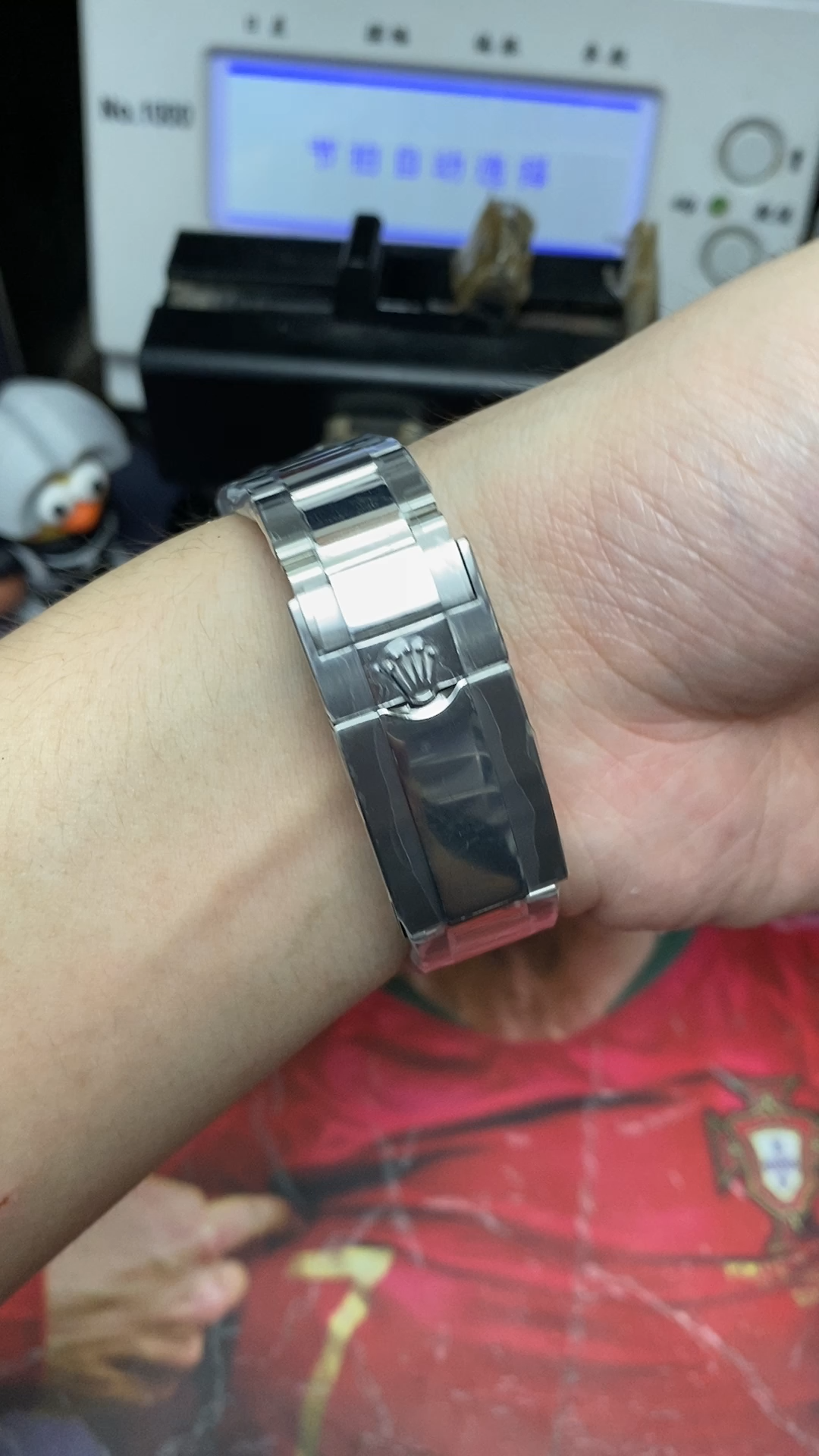 Rolex Cosmograph Daytona Series Watch Model 116599 RBOW 40mm